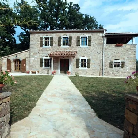 Willa Bolara By Briskva Grožnjan